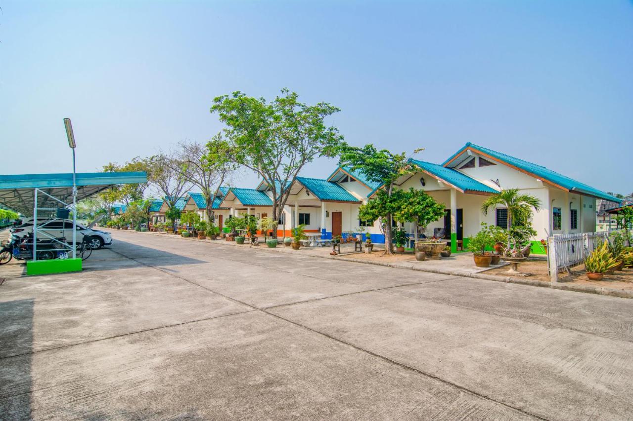 Oyo 658 Peamsook Resort Prachuap Khiri Khan Exterior photo